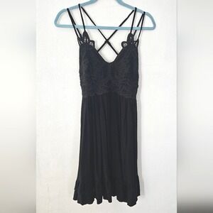 Mainstrip Black Crochet Lace V-Neck Mini Dress Boho Strappy Smocked‎ Back NWOT S